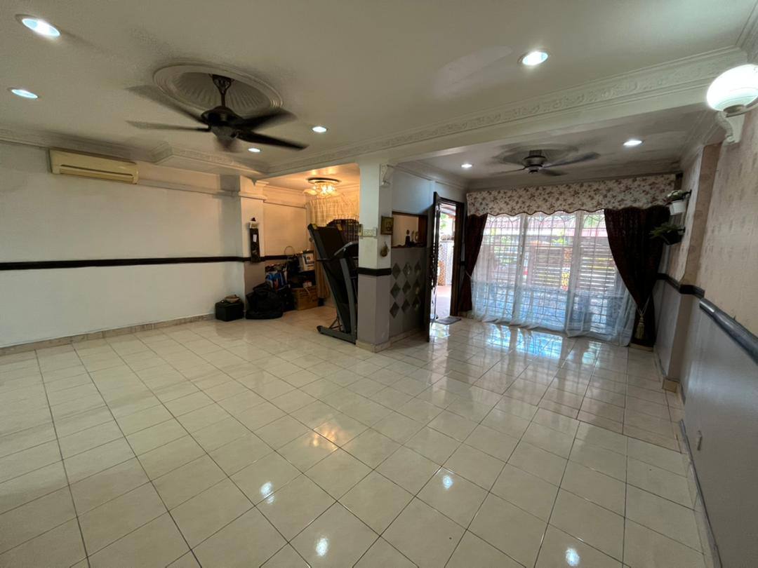 Taman Subang Murni - photo 4