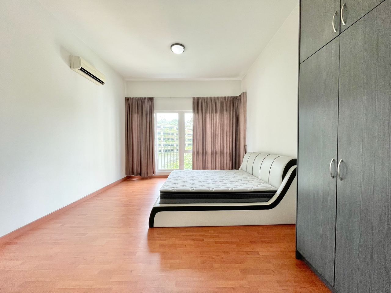 The Park Residence - photo 9