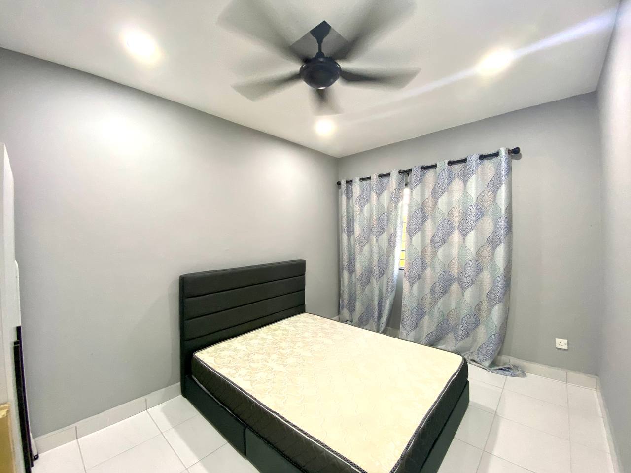 Villa Pavilion Condominium - photo 9