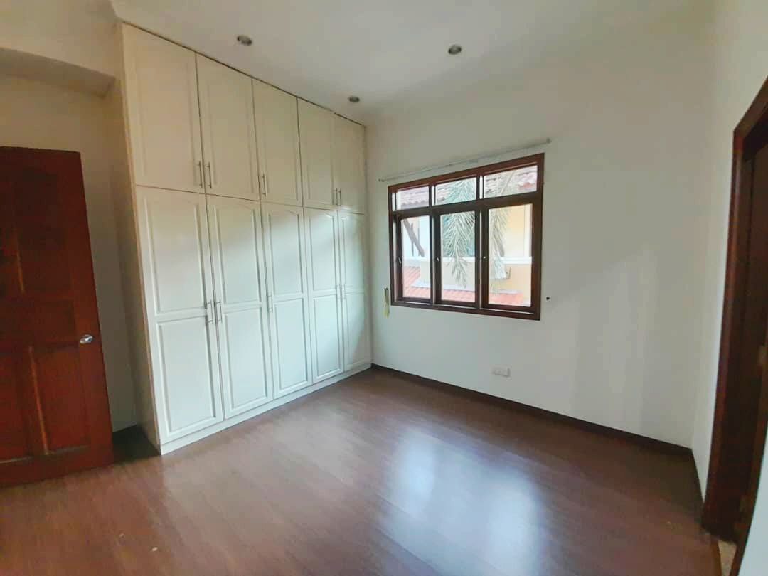 Beverly Heights - photo 13