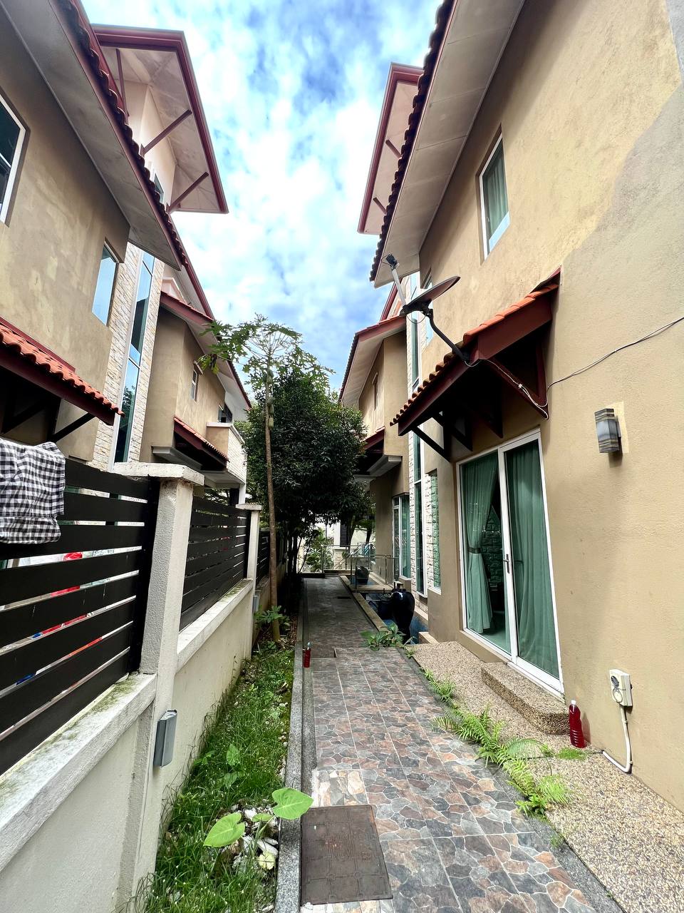 Beverly Heights - photo 5