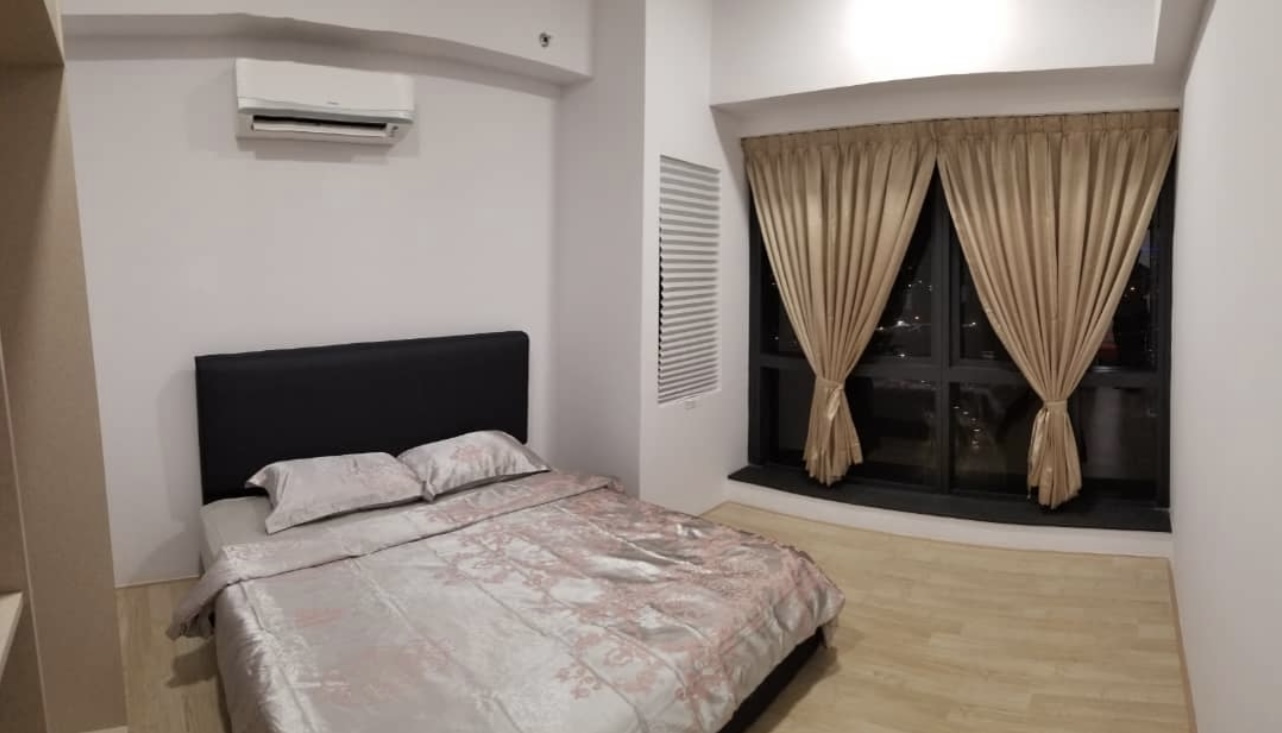 Aurora studio ...