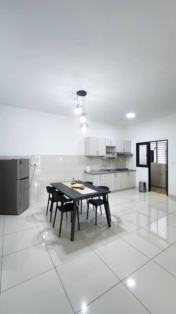 Havre 1239sf fully furnished - photo 3