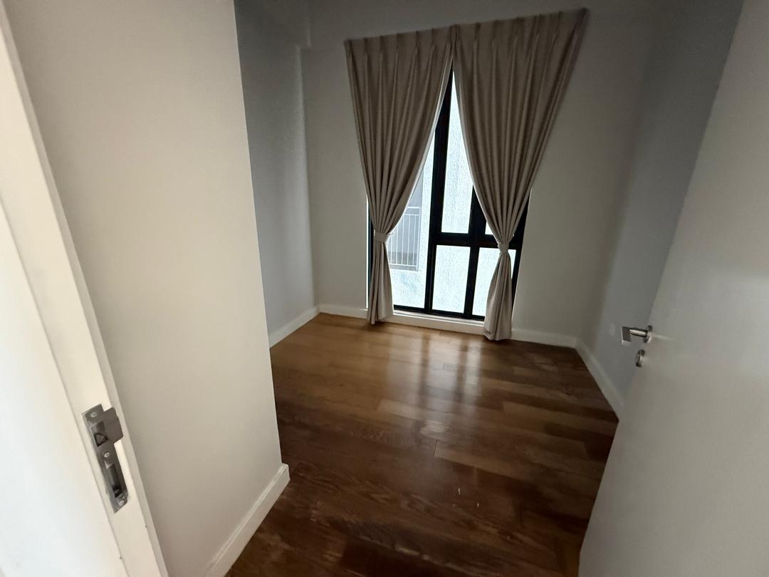 Sentral Suite 724sf 1plus1 - photo 4