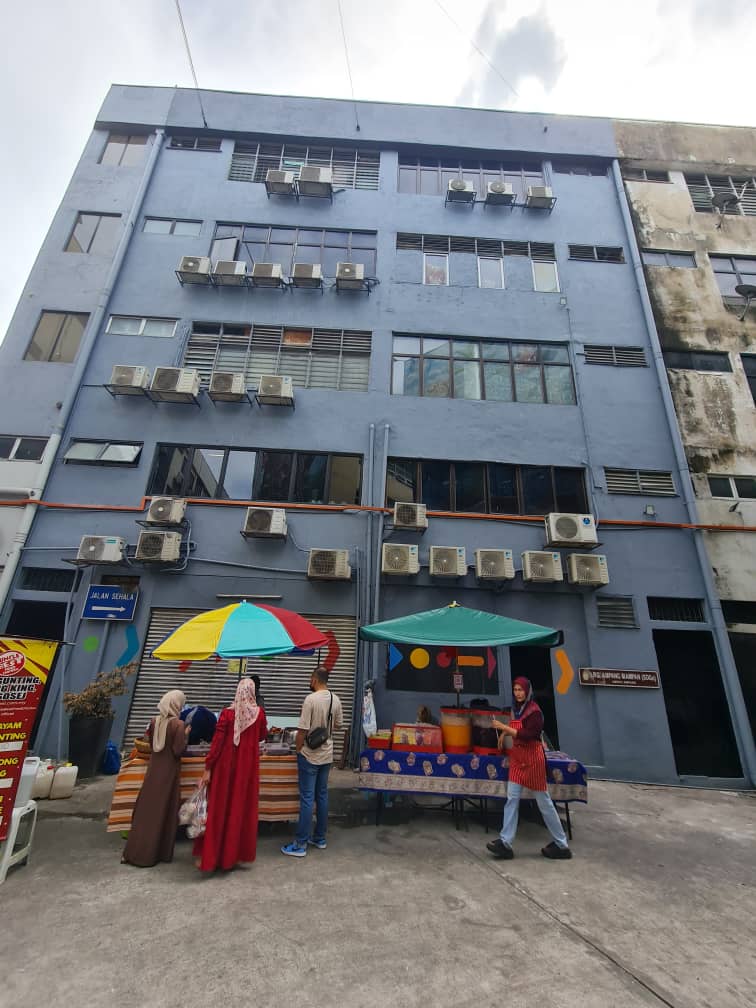 5 Storey Shop Taman Dato Ahmad Razali Ampang - photo 2