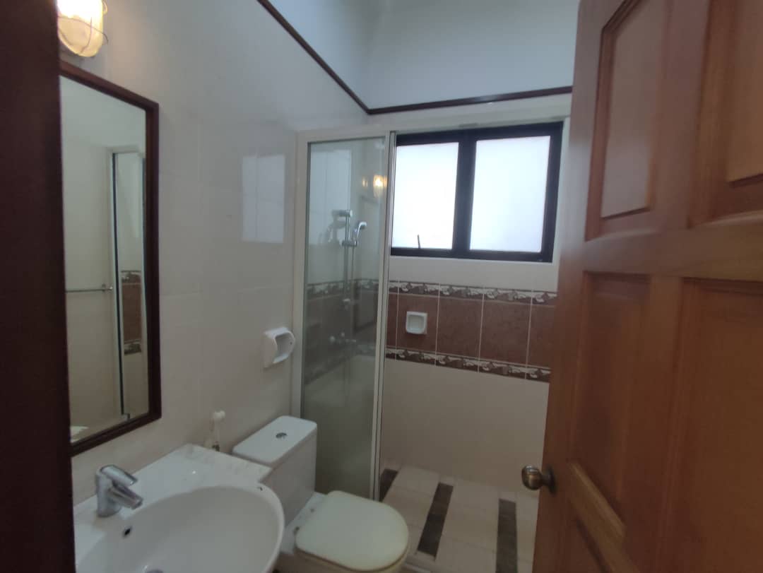 3 Storey Semi D House Sierra Seputeh - photo 4