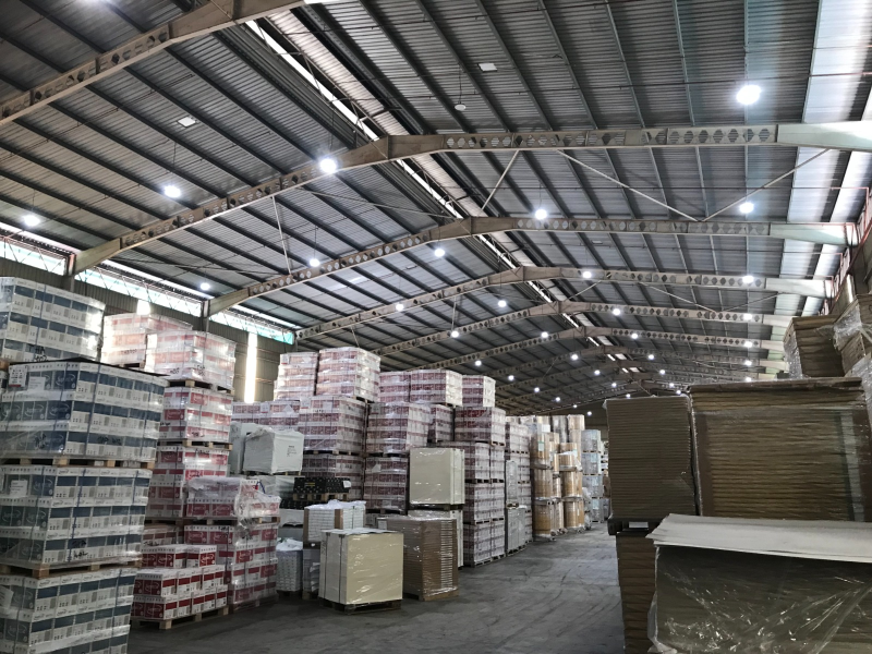 3 Storey Warehouse Taman Perindustrian Subang Suba - photo 4