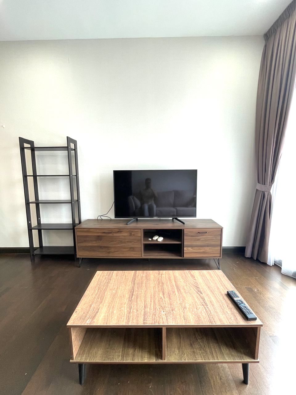 V Residence Suites - photo 2