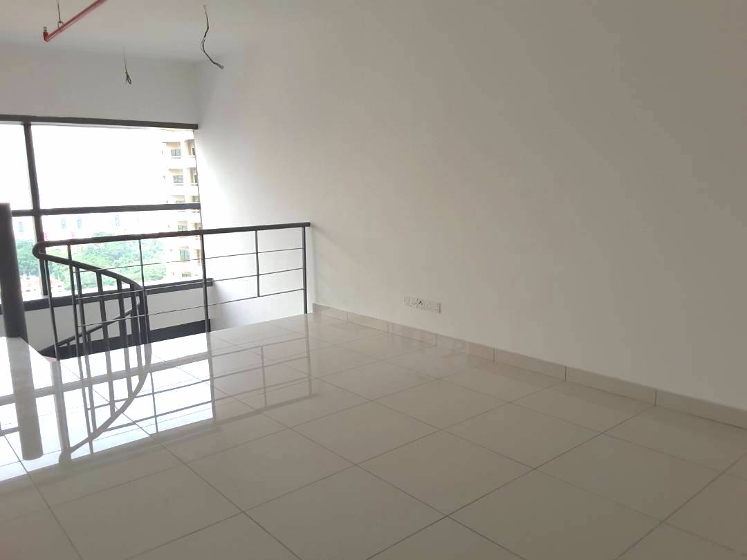 3 Towers Duplex Office - photo 3