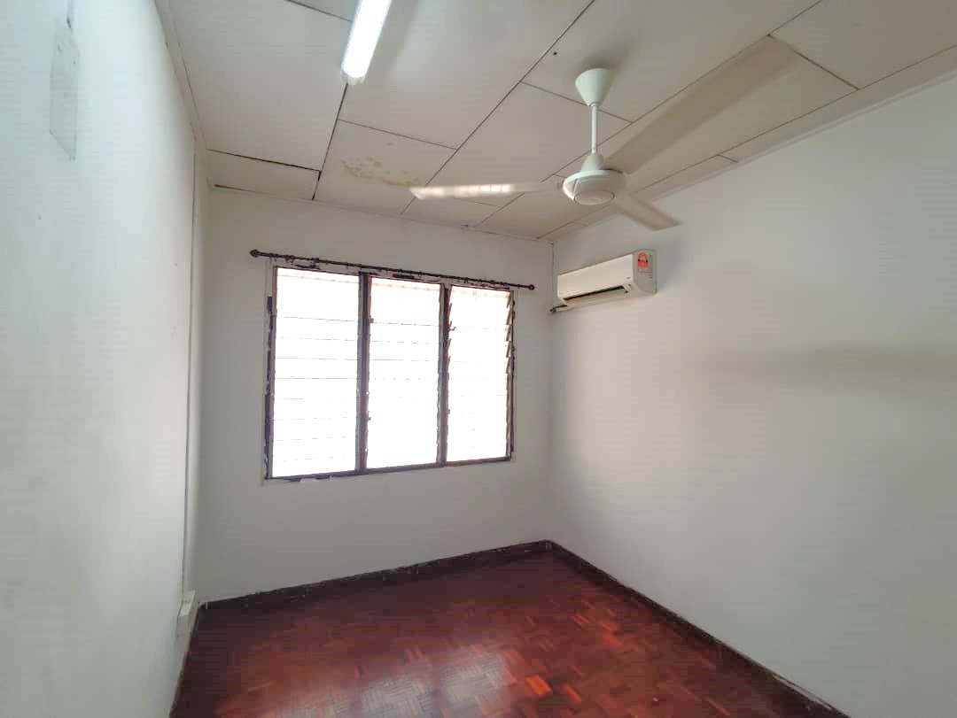 3 Storey House Taman Dagang Ampang - photo 2