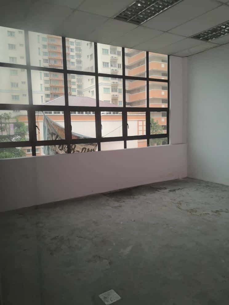 4 Storey Shop Office Taman Serdang Perdana - photo 5