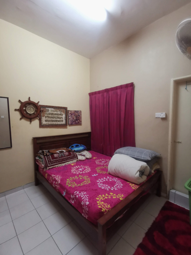 BELOW MARKET FULL EXTEND 2 STY BANDAR PUTERI KLANG - photo 3