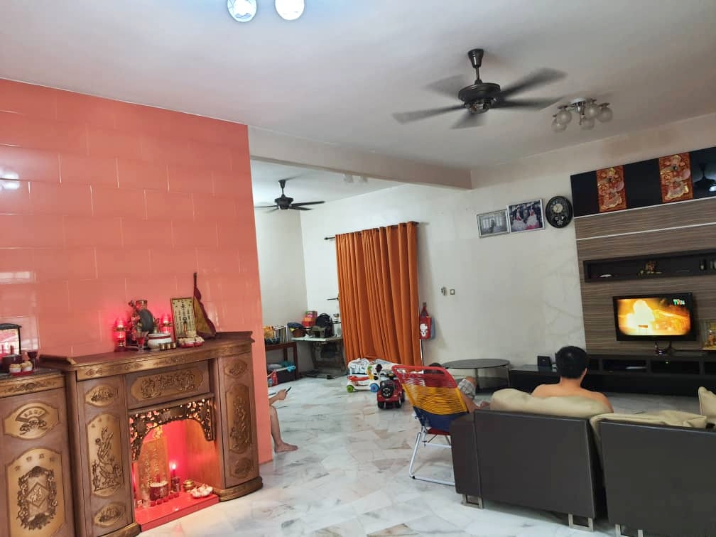 2 ty semi-D taman saga klang
