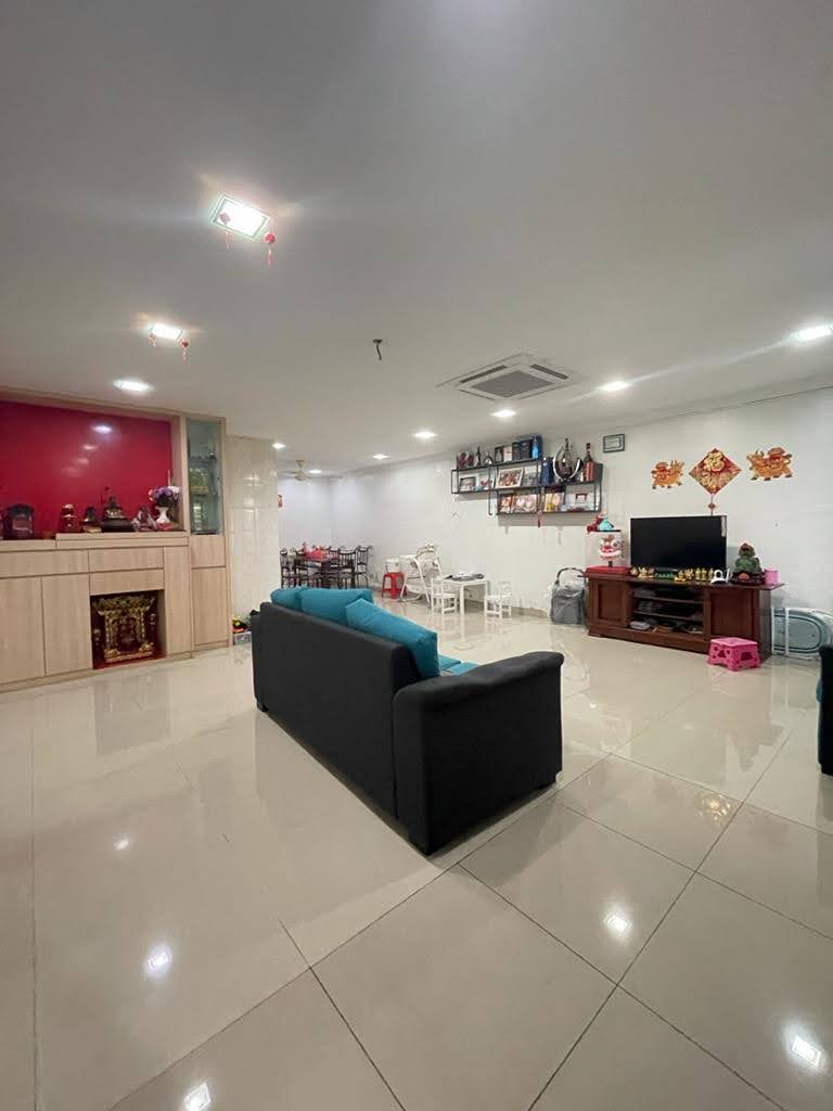 Renovated unit 2 sty bayu perdana klang