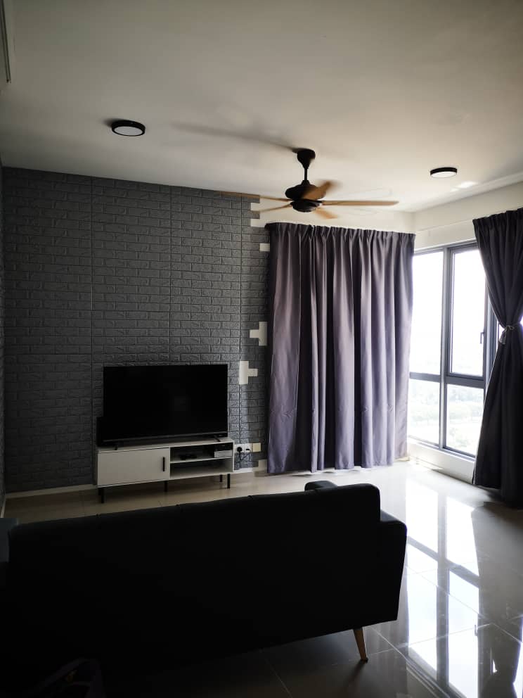 LIMITED UNIT GRAVIT 8 CONDO BUKIT TINGGI - photo 1