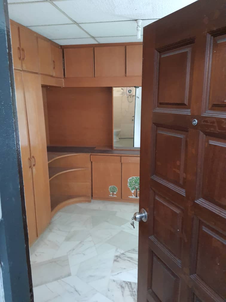 2 Sty Taman Sri Rampai,Freehold,near shops,restaur - photo 5