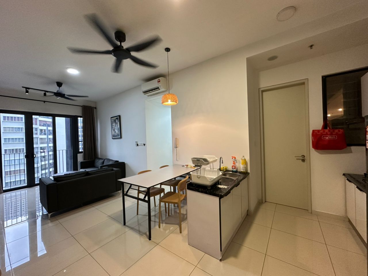Freehold Sunway Avila,2 rooms, Fully Furnished - photo 2