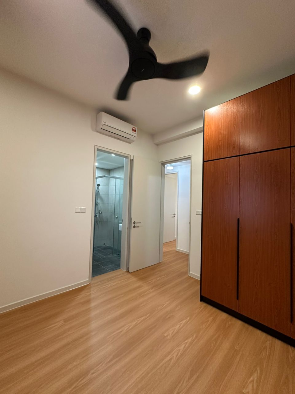 Freehold Sunway Avila,4 rooms, Renovated - photo 13