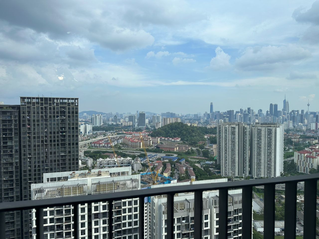 Sunway Avila,4 rooms,Partly Furnished - photo 10