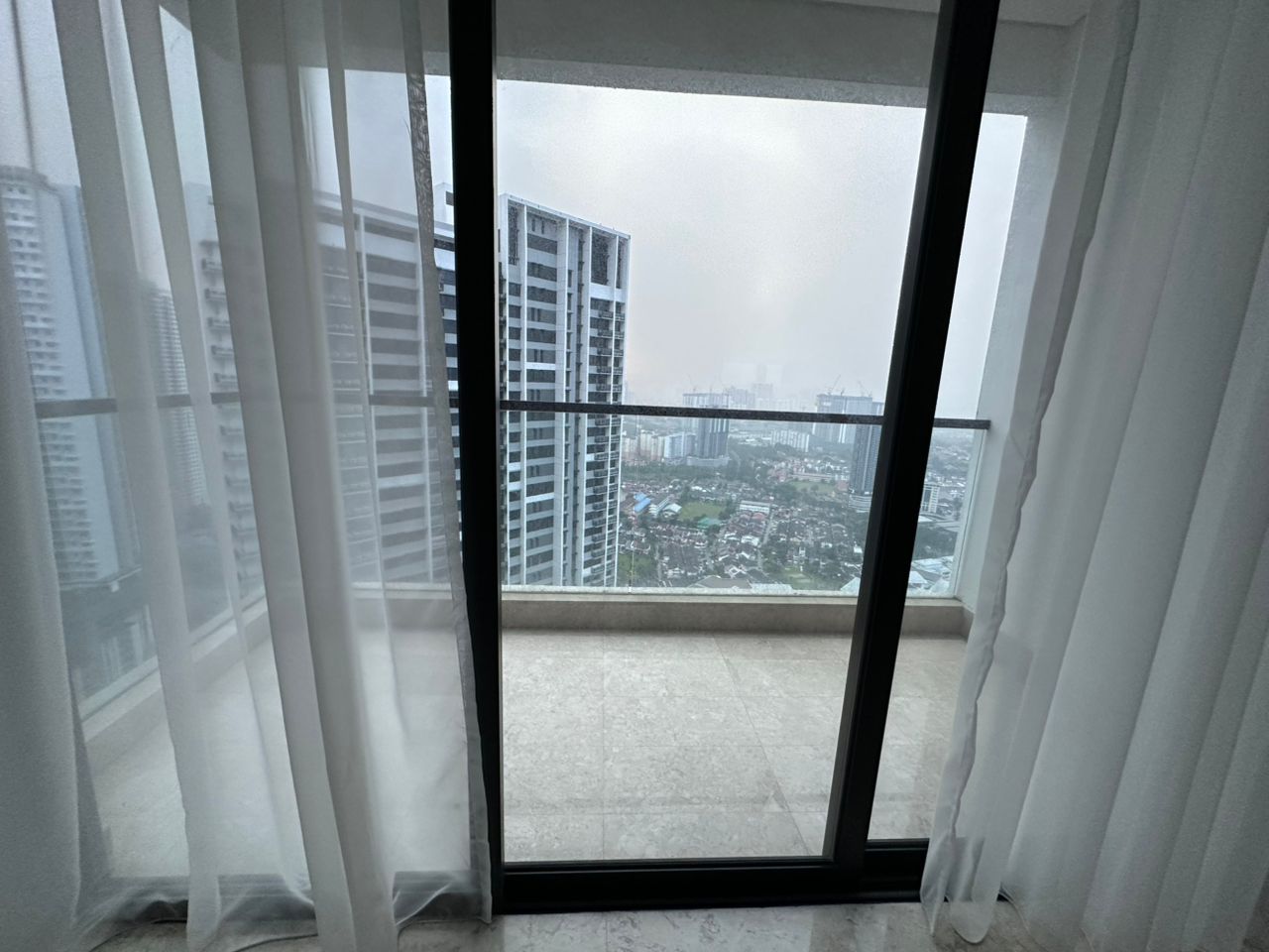 Wangsa 9 Fully Furnished 3 Bedrooms unit - photo 4