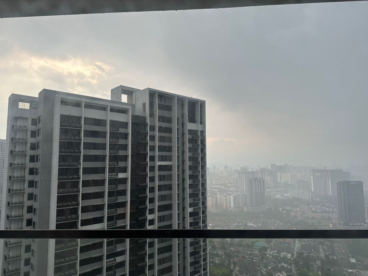 Wangsa 9 Fully Furnished 3 Bedrooms unit - photo 5