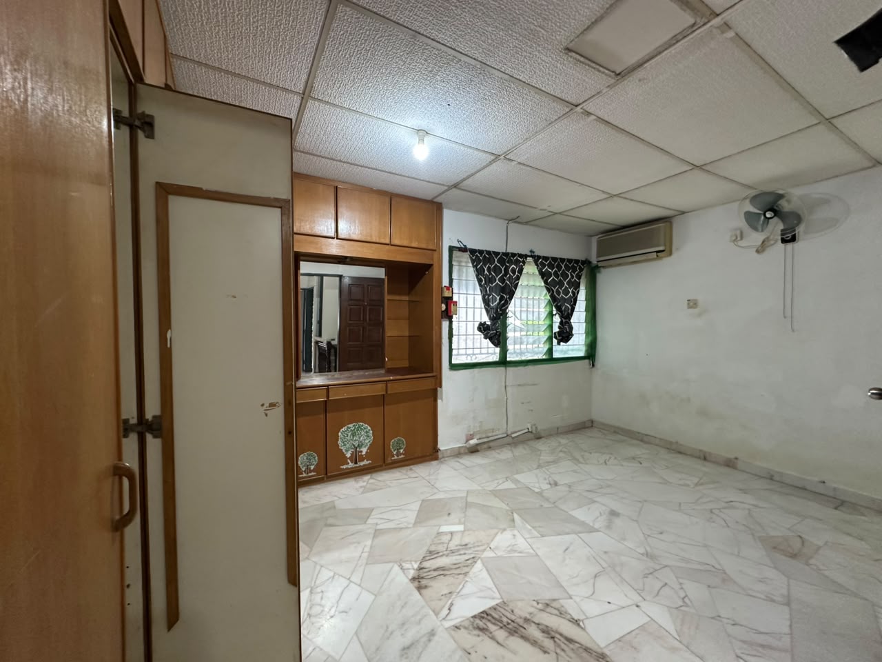 2 Sty Taman Sri Rampai,Freehold,near shops,restaur - photo 7