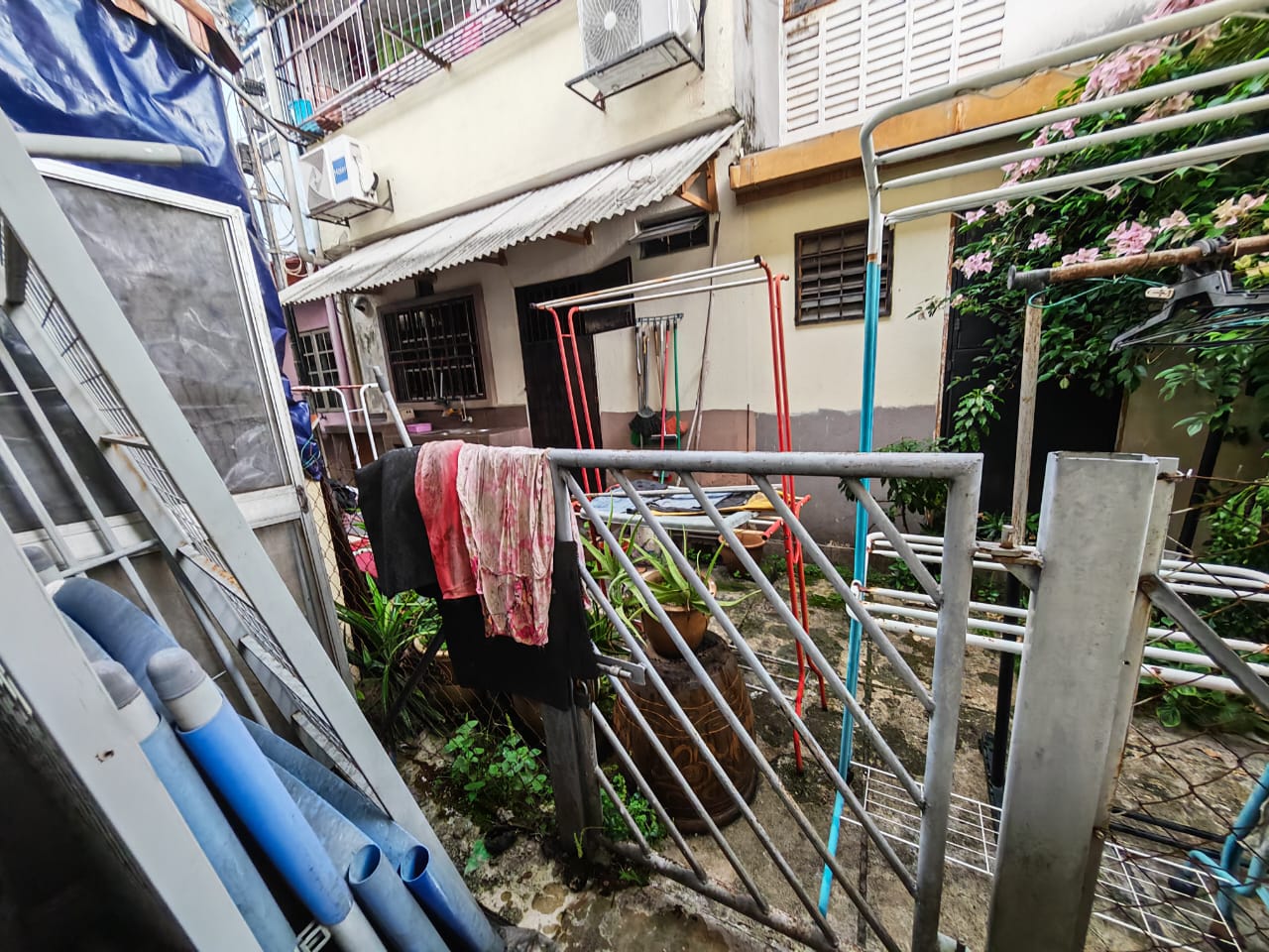2 Sty Taman Sri Rampai,Freehold,near shops,restaur - photo 6