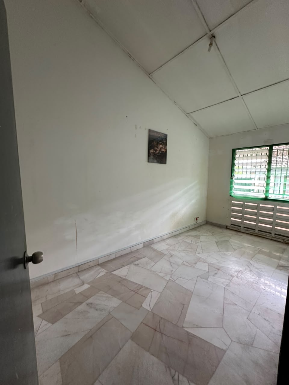 2 Sty Taman Sri Rampai,Freehold,near shops,restaur - photo 4