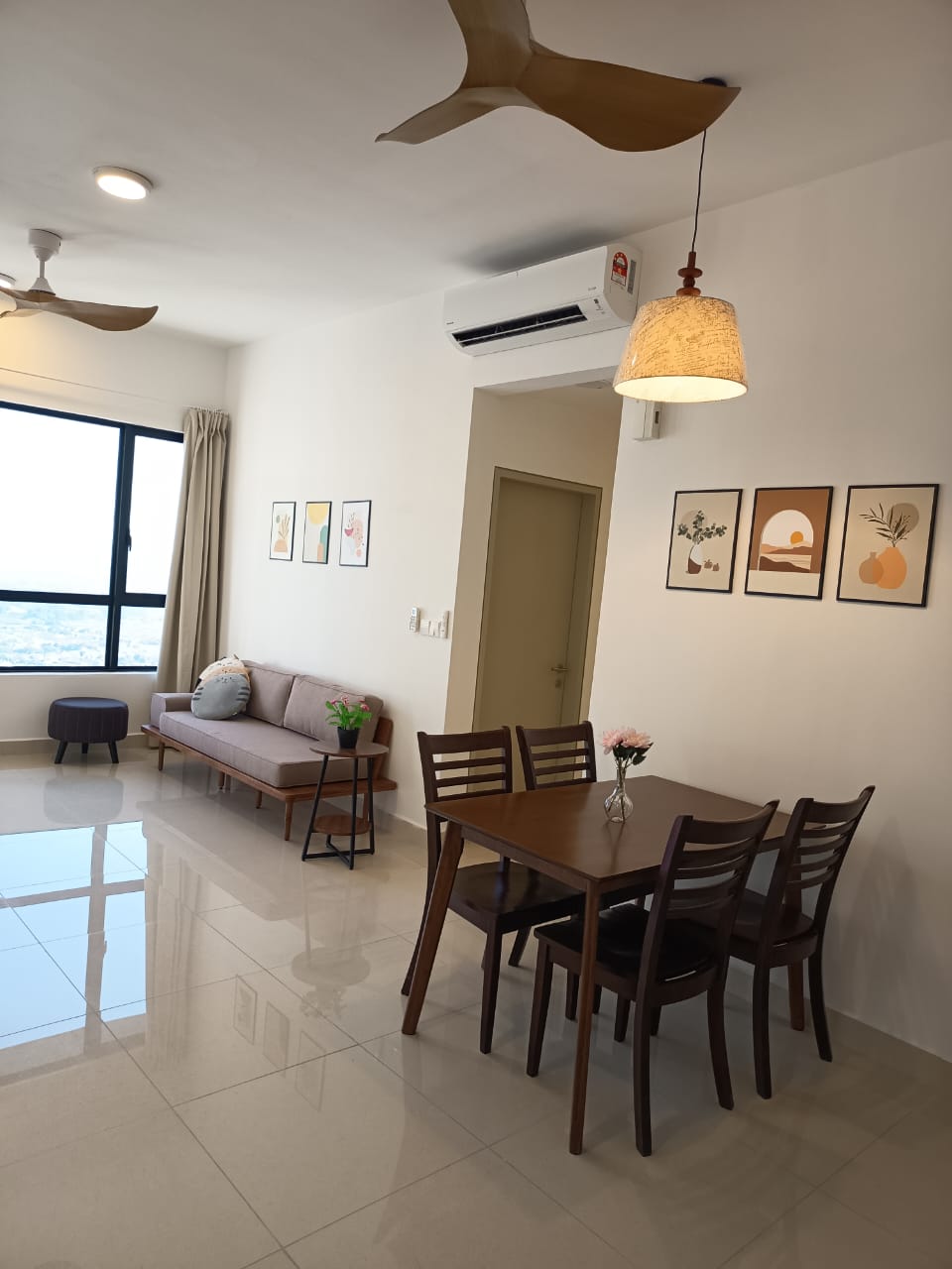 Quinn 4rooms Fully Furnished next to LRT - photo 2