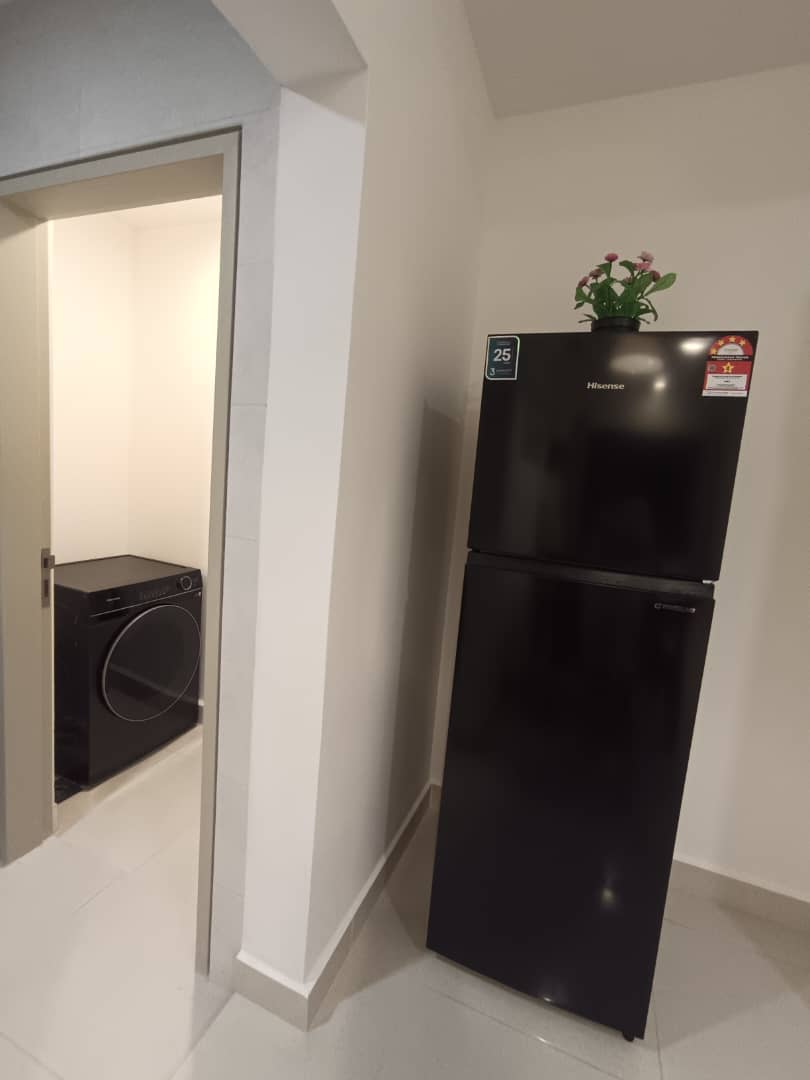 Quinn 4rooms Fully Furnished next to LRT - photo 7