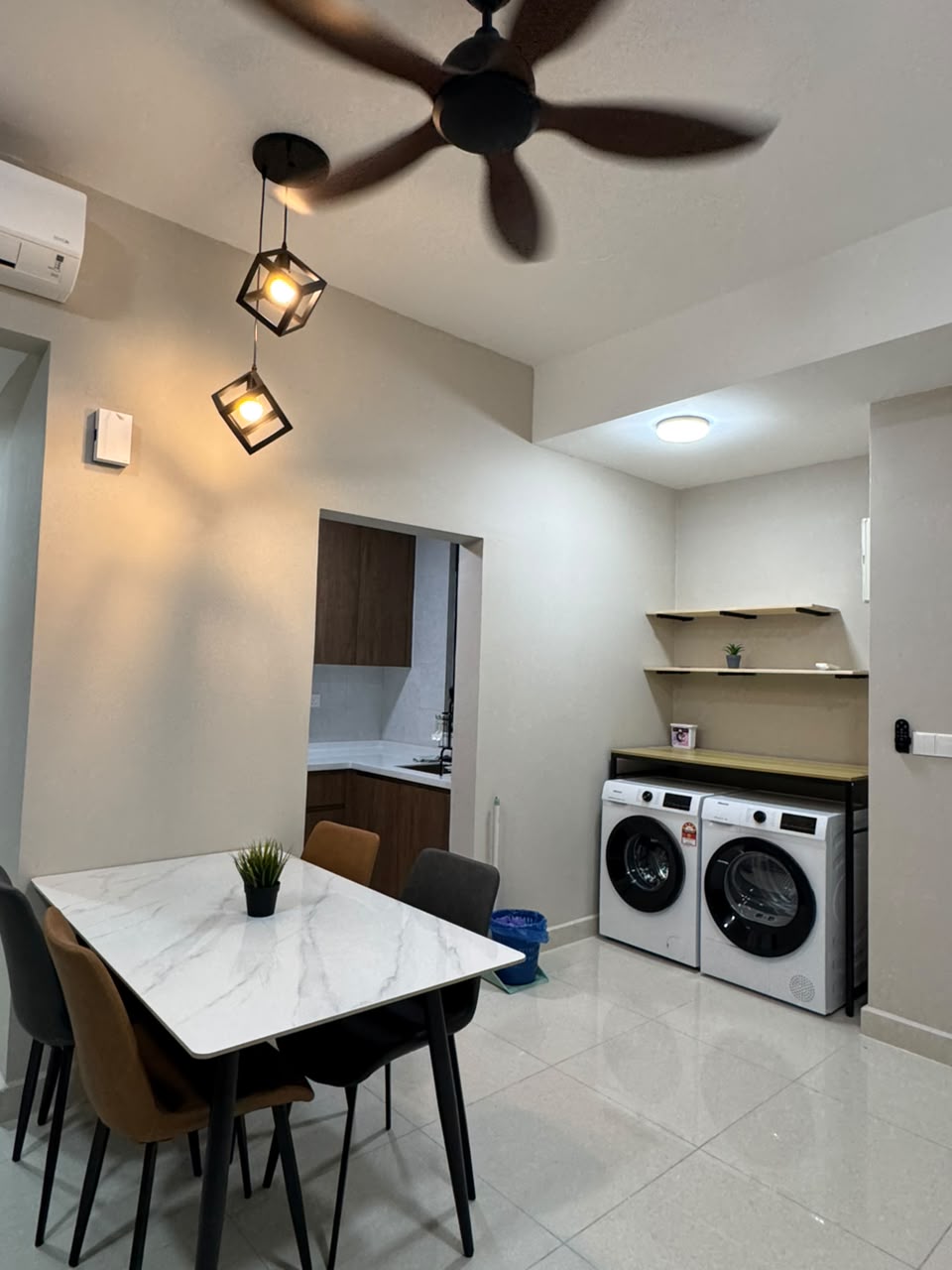 Quinn 4rooms Fully Furnished next to LRT - photo 4