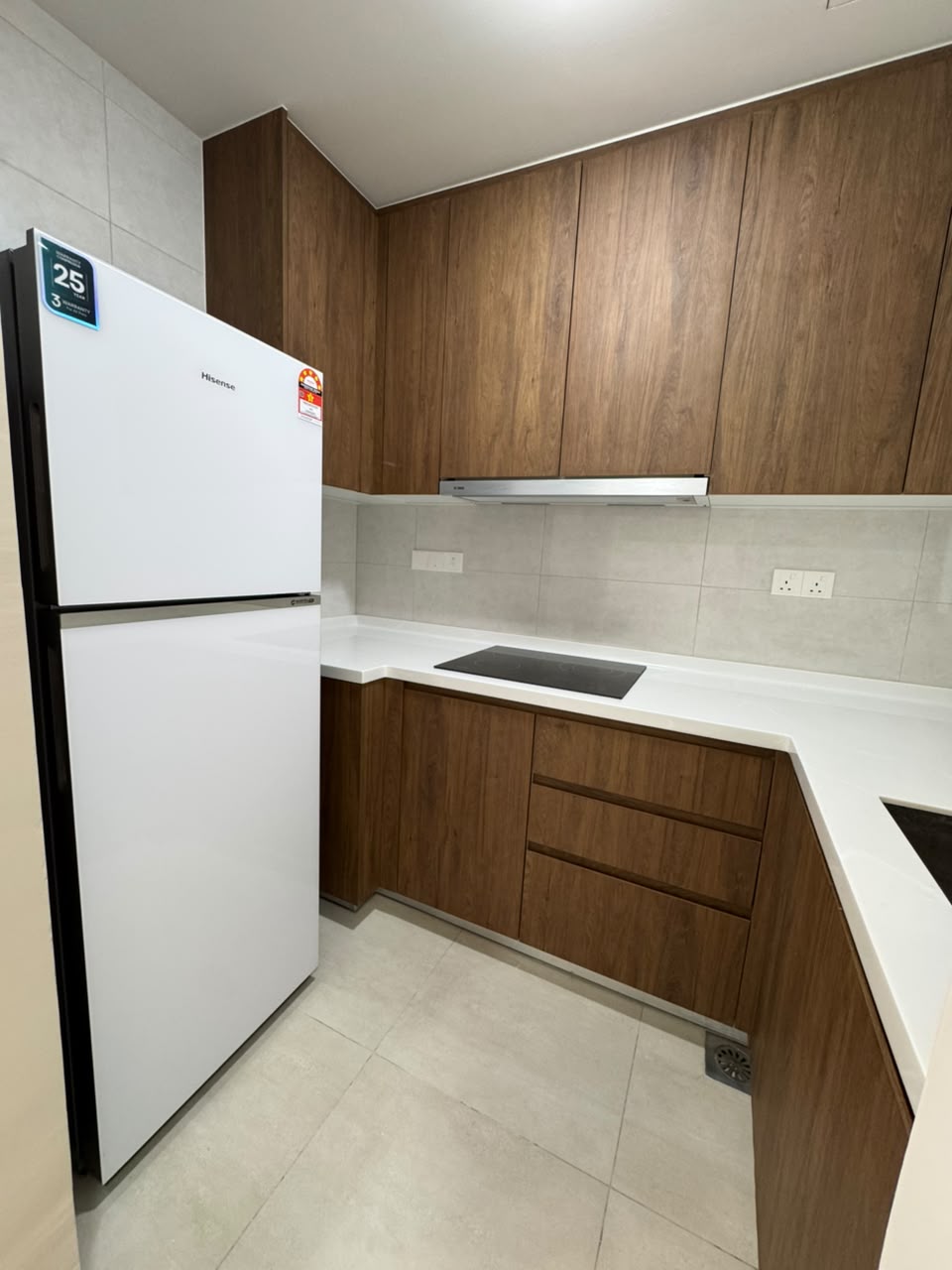 Quinn 4rooms Fully Furnished next to LRT - photo 6