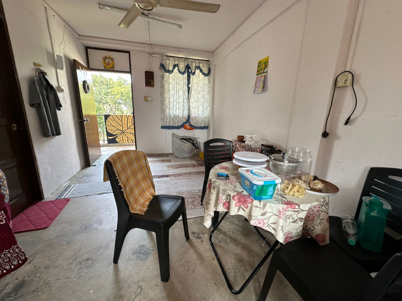 Flat Seksyen 1 Wangsa Maju,near LRT station,mall - photo 2