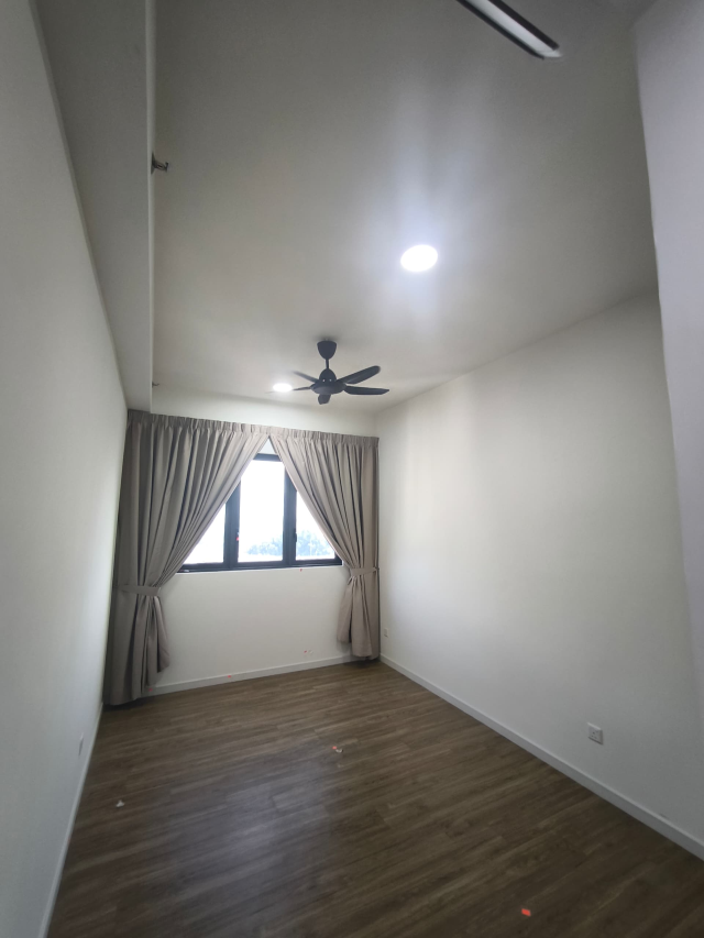 Sunway Avila 4 Rooms Partly Furnished,near shops,L - photo 7