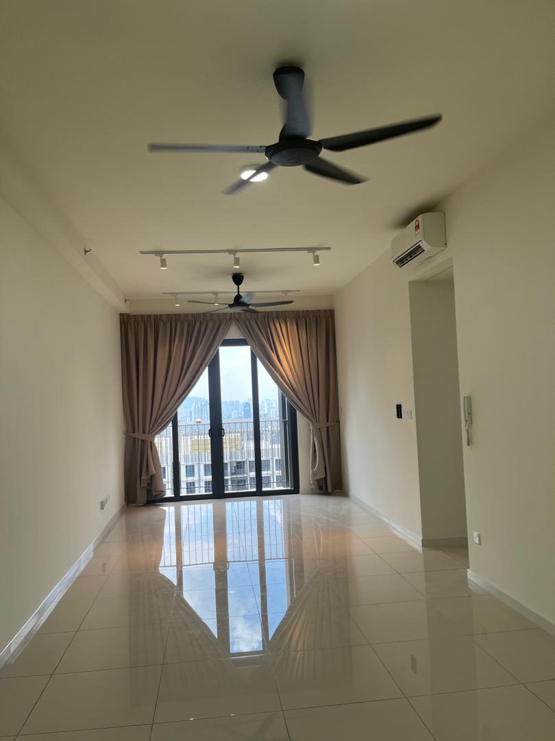 Sunway Avila 4 Rooms Partly Furnished,near shops,L - photo 2