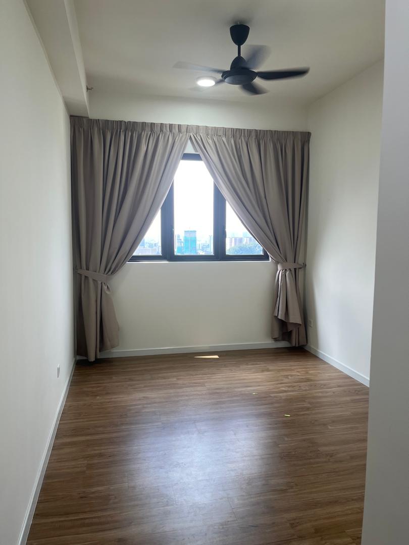 Sunway Avila 4 Rooms Partly Furnished,near shops,L - photo 8