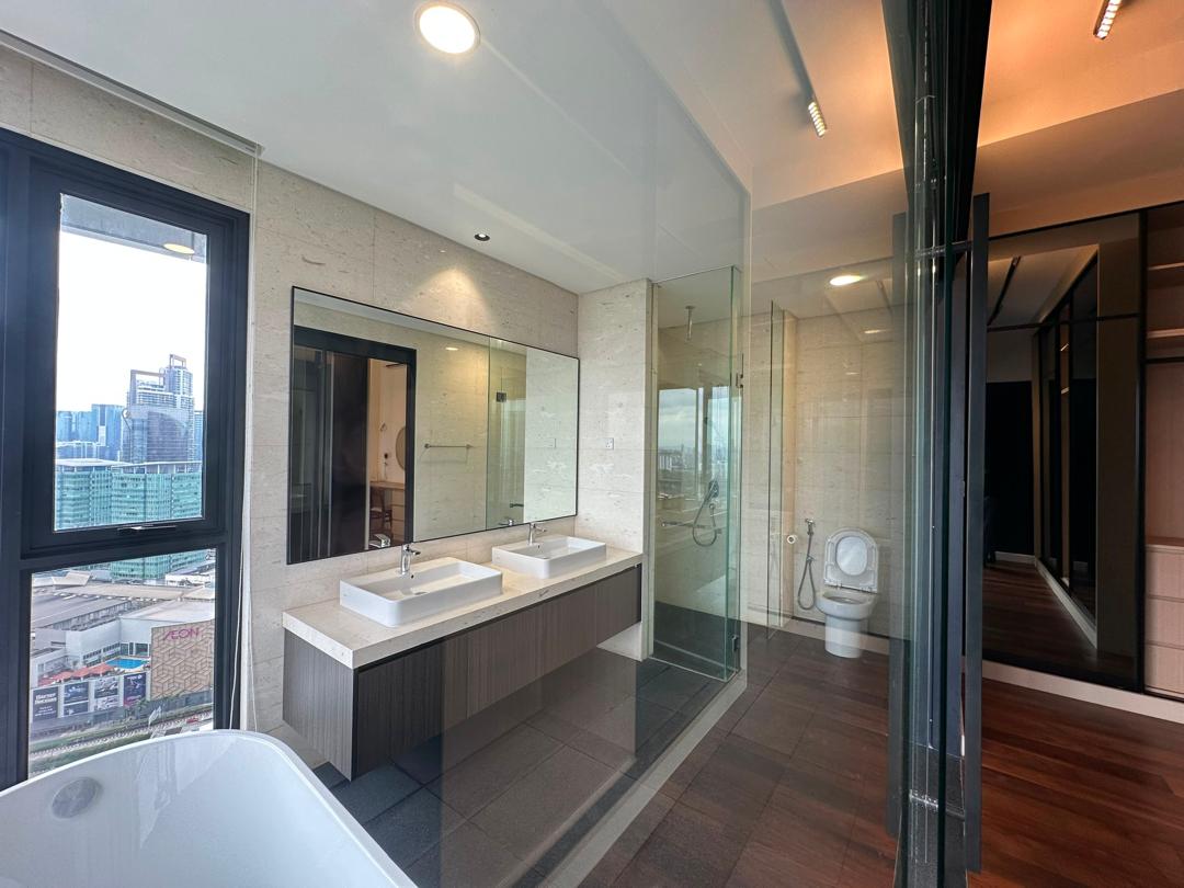 Setia Sky Seputeh 2600sf with Private Lift - photo 9