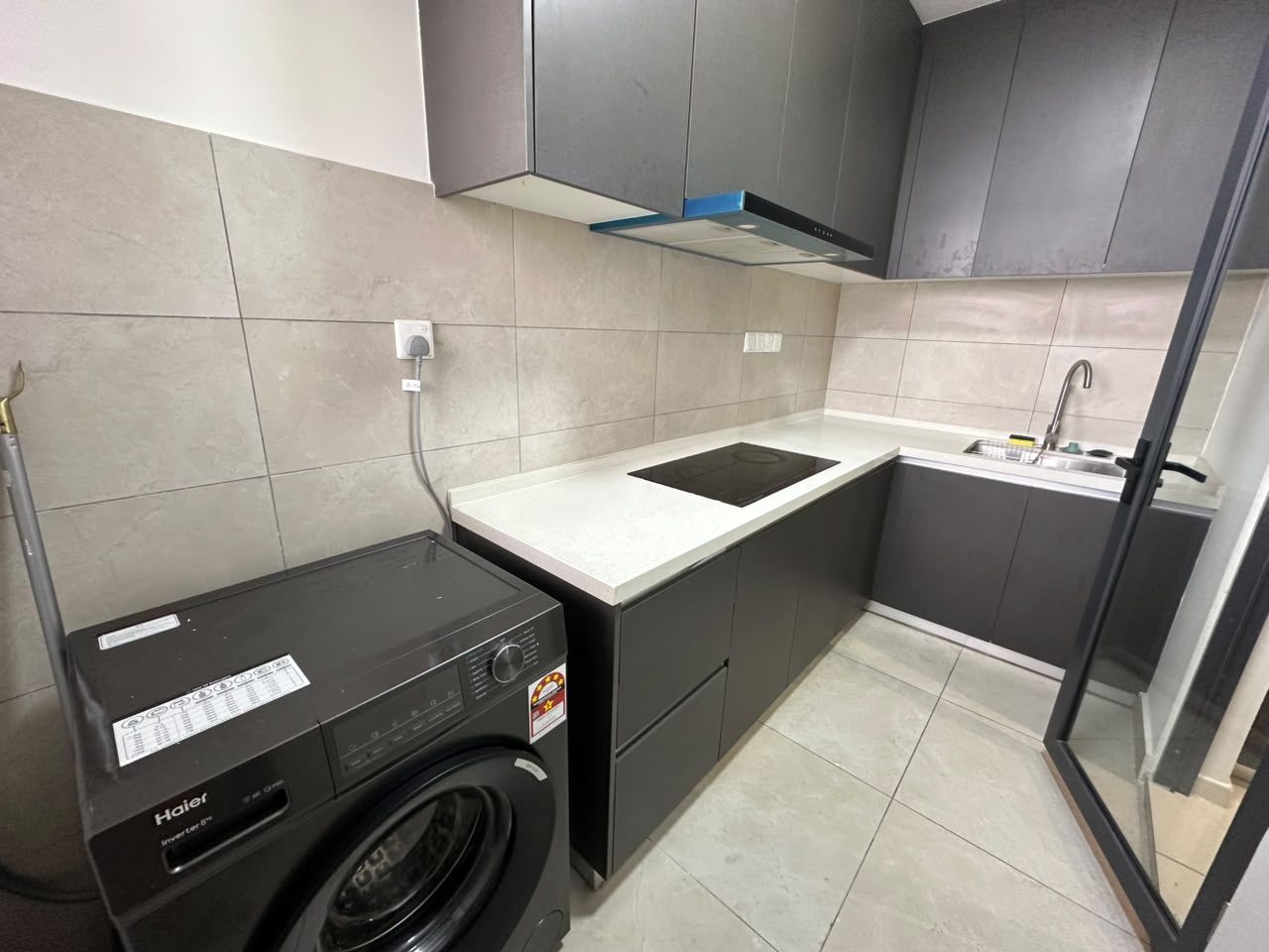 Sunway Artessa 4 Rooms Fully Furnished near Lrt - photo 8