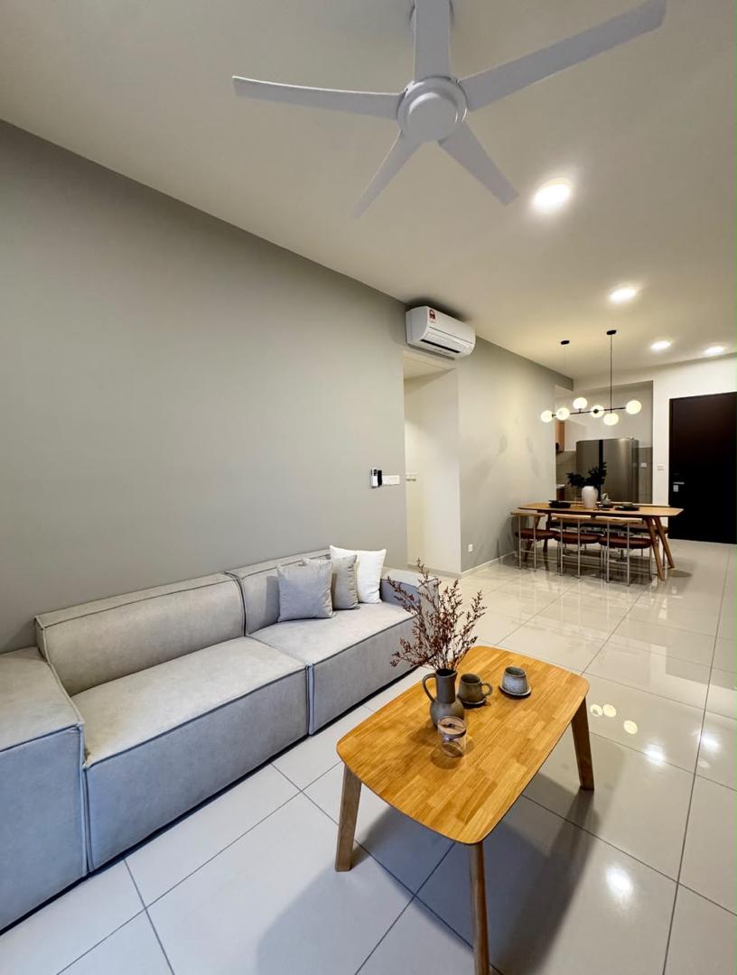 Sunway Artessa 4 Rooms Fully Furnished near Lrt - photo 2