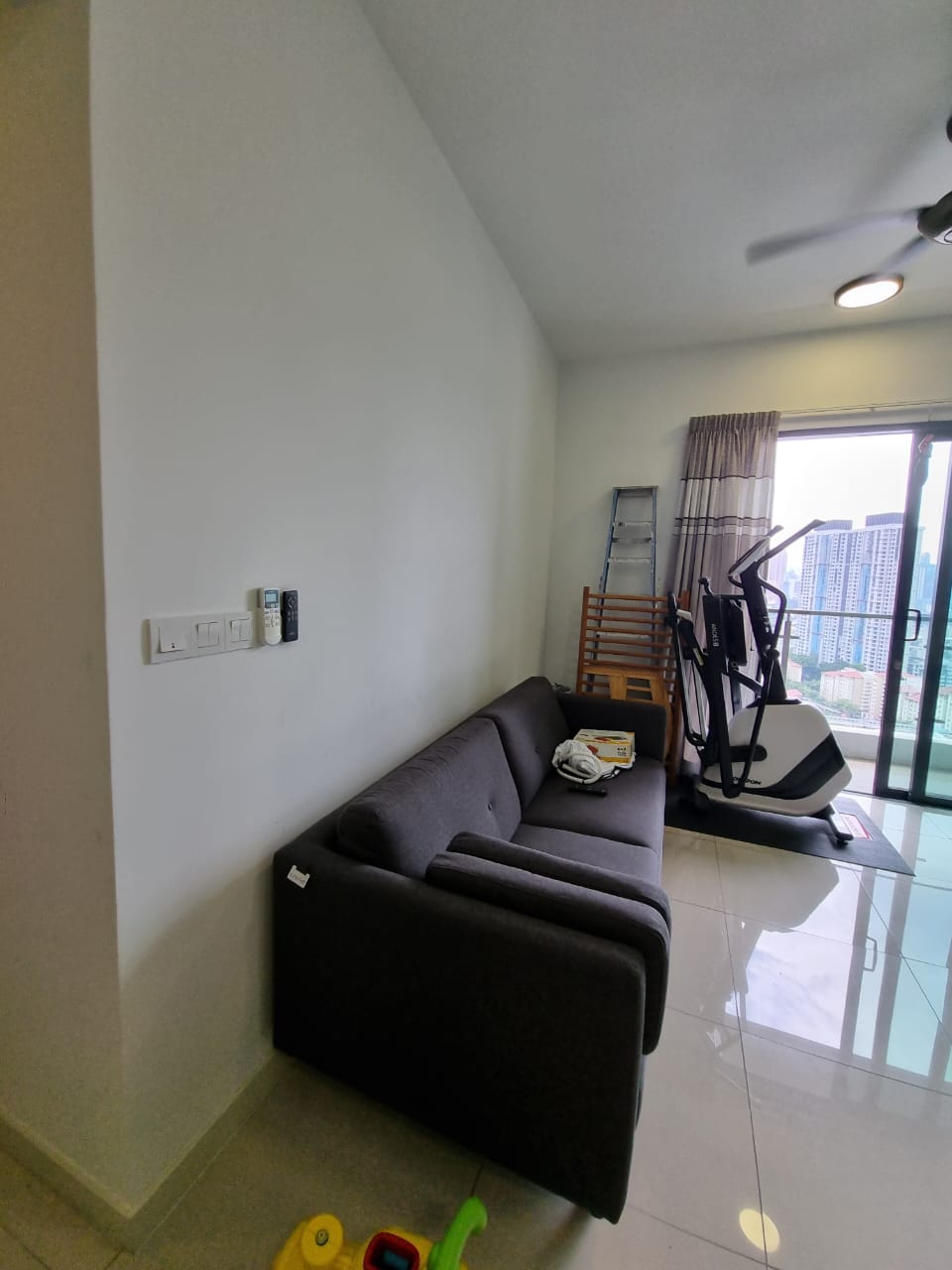 VR2 V Residence - photo 6