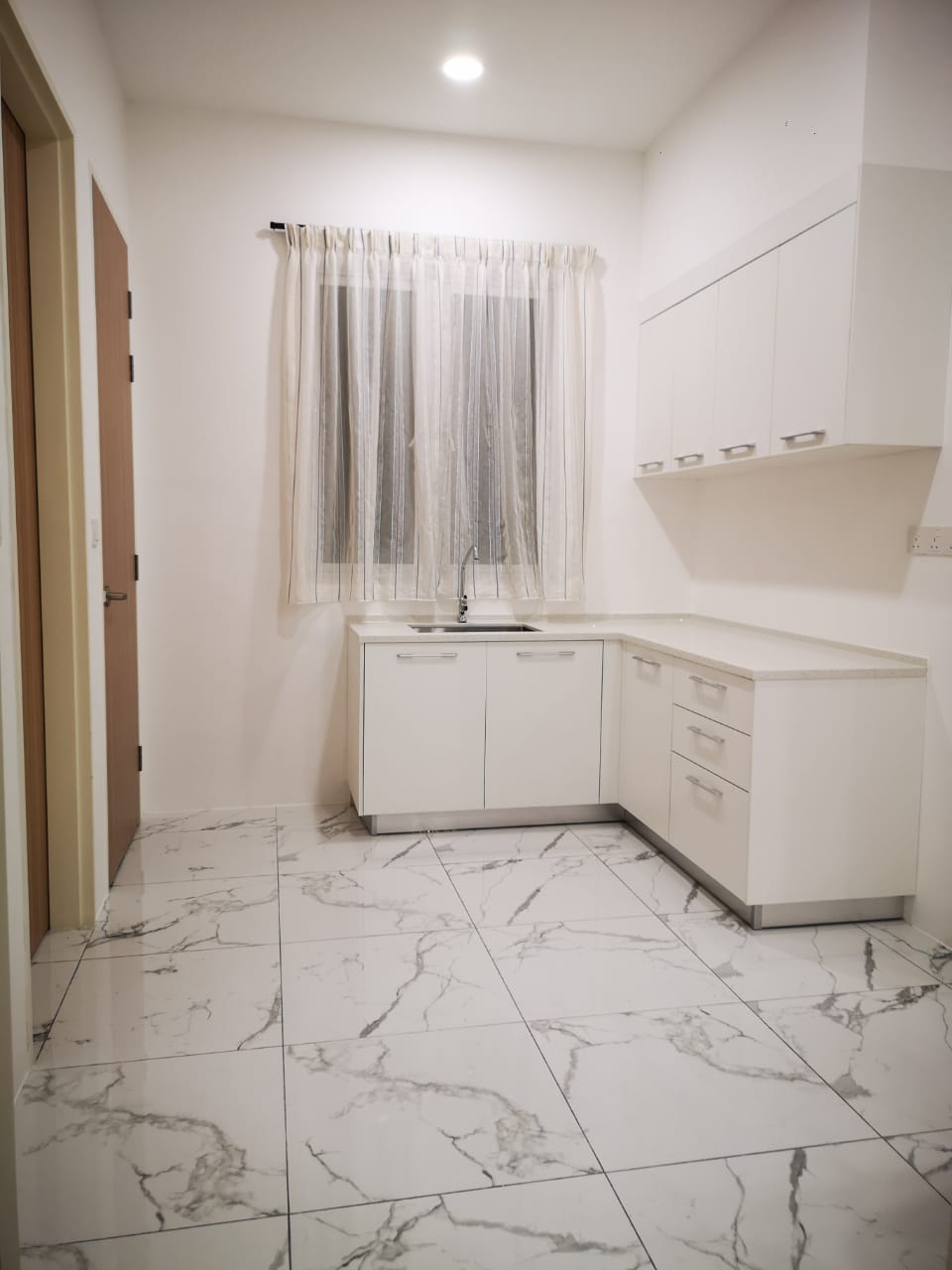 QUAYWEST RESIDENCE - photo 3