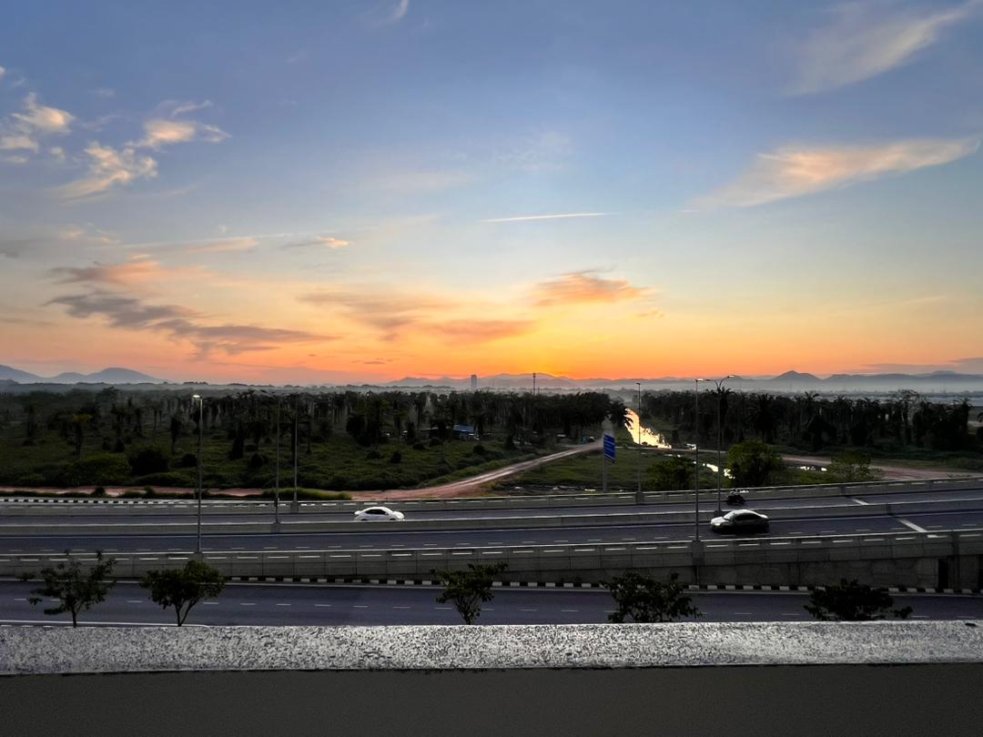 Sinaran Residence At Utropolis - photo 3