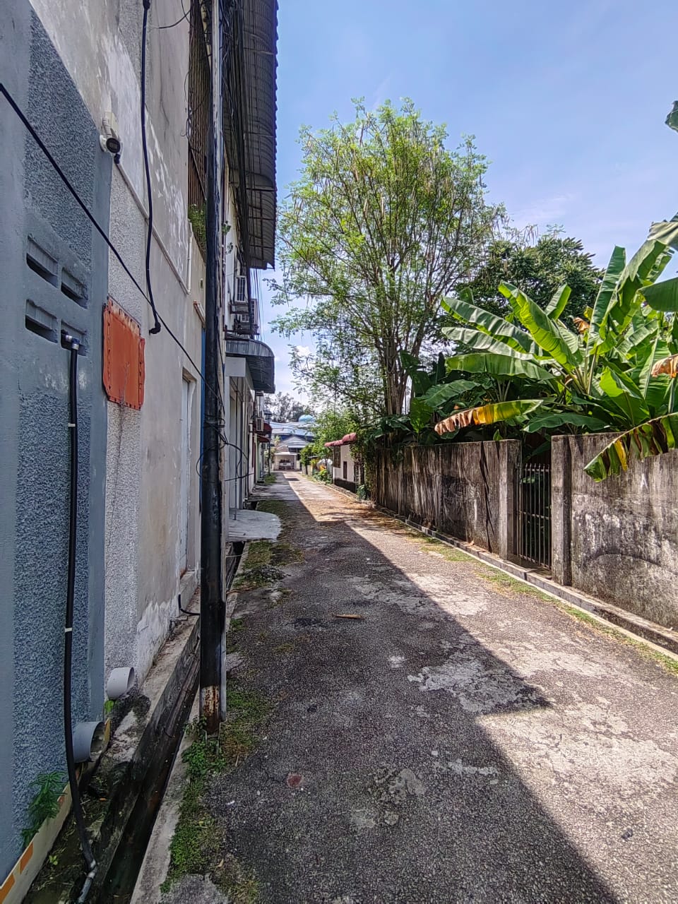 Gelugor, Ground Floor Shop Lot, Face To Mainroad - photo 3