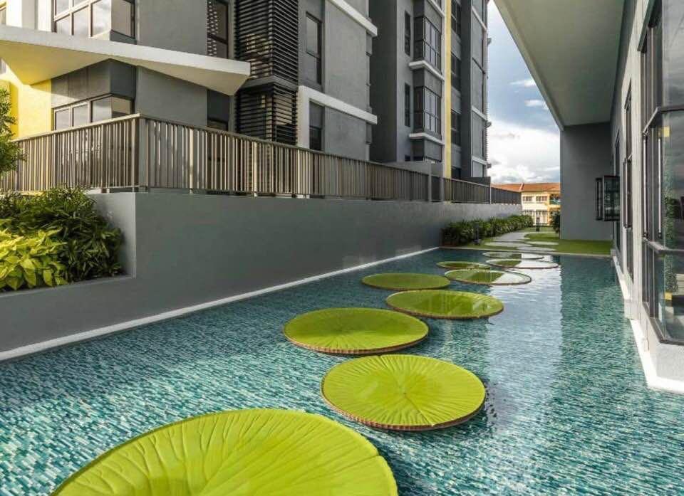 Below Market Value, Puchong FREEHOLD NEW Condo LRT - photo 9