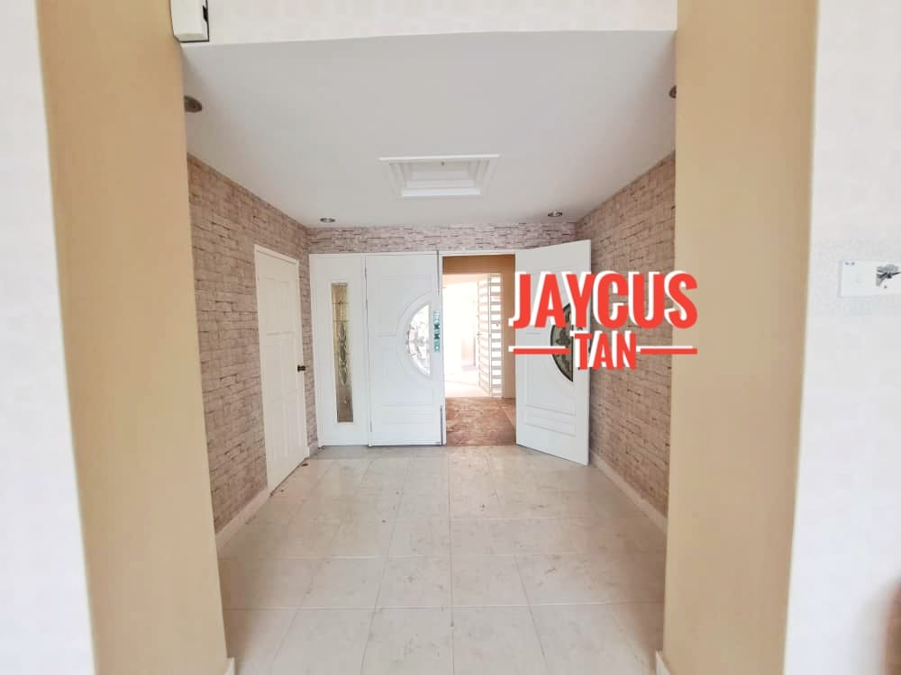 Regency Heights C-18-1 Rm980K - photo 8