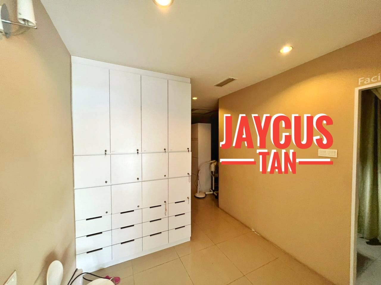 I-Avenue Beauty Saloon 1st Floor - photo 3