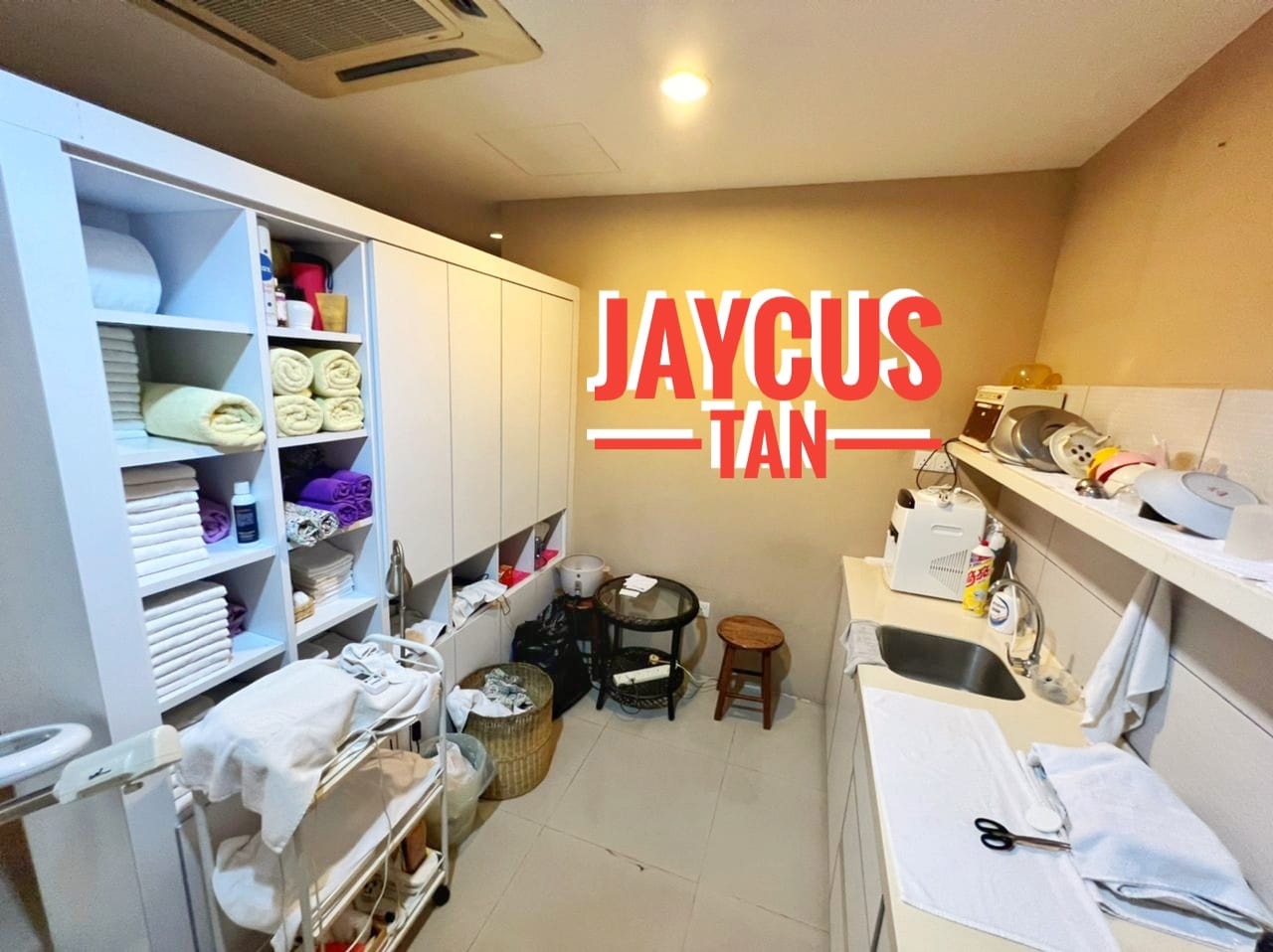 I-Avenue Beauty Saloon 1st Floor - photo 4