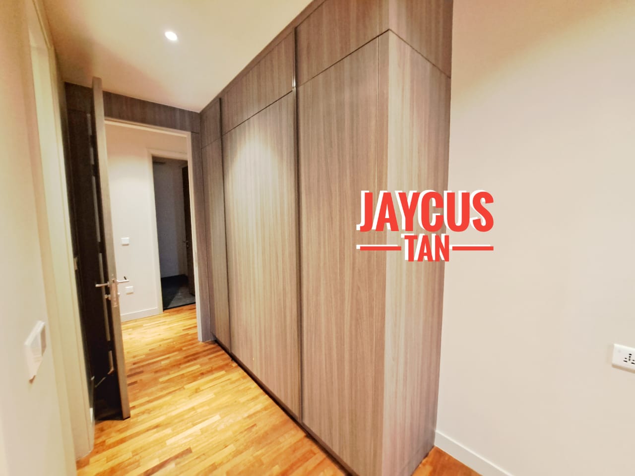Straits Residences RM4500 - photo 13
