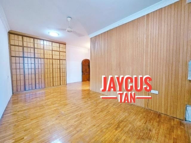 PT Taman Jesselton RM5-8Mil - photo 10