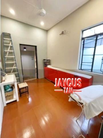 Jalan Loh Boon Siew Rm1-5M - photo 7